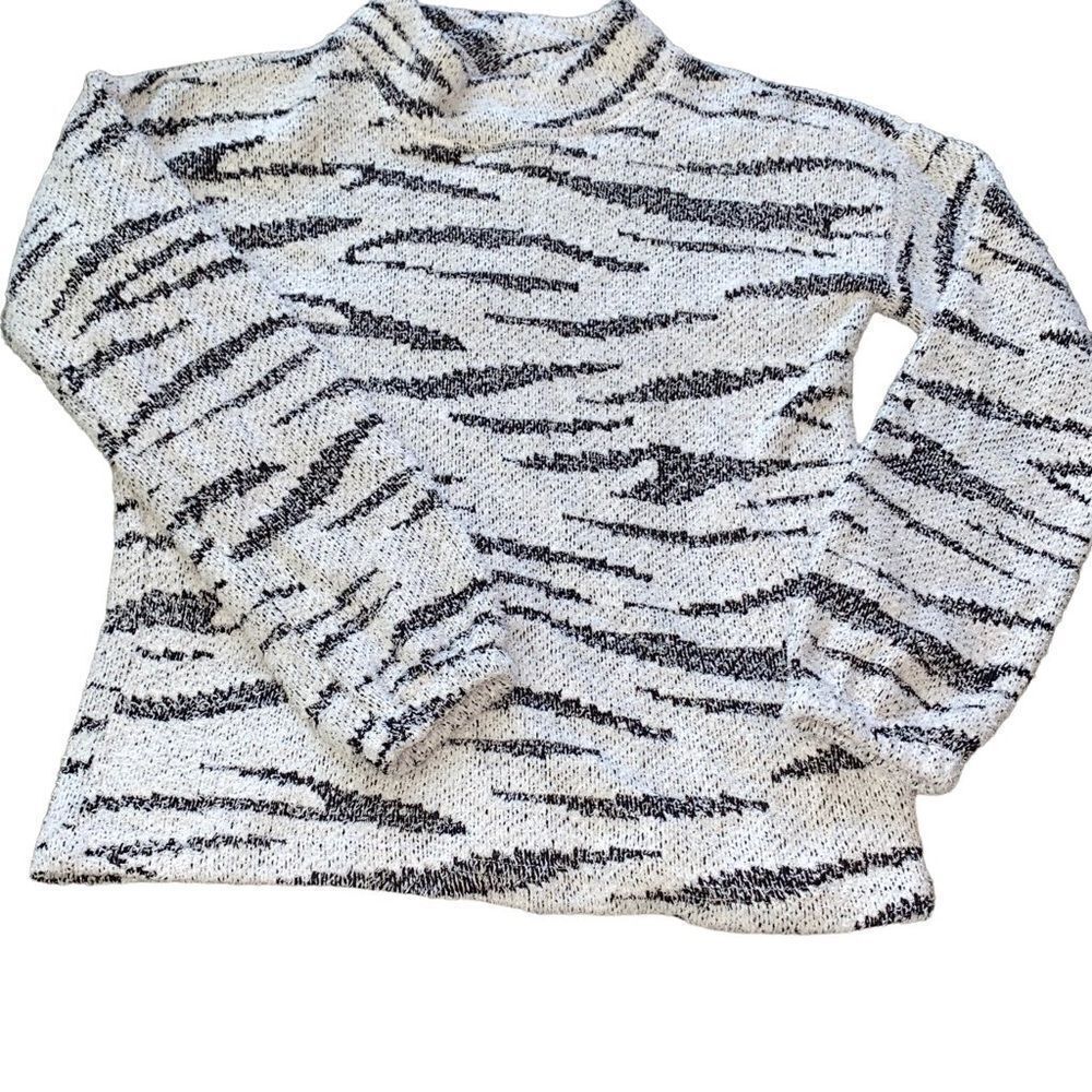 Maurice’s Zebra Pattern Sweater XSmall